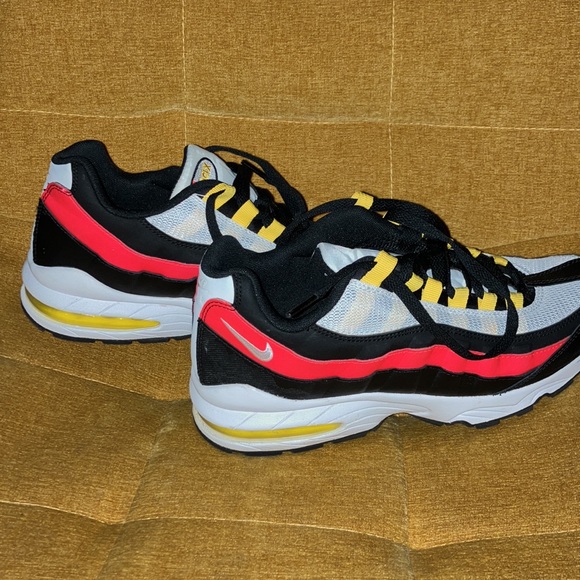 Nike Air Max Mint Condition - Picture 3 of 4